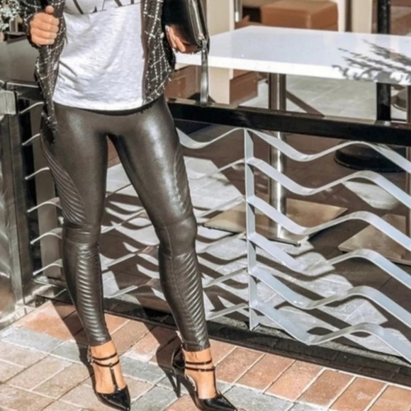 SPANX Faux leather Moto leggings in gun metal Small - Picture 4 of 10